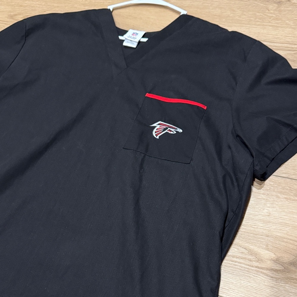 Atlanta Falcons Black Scrub Top